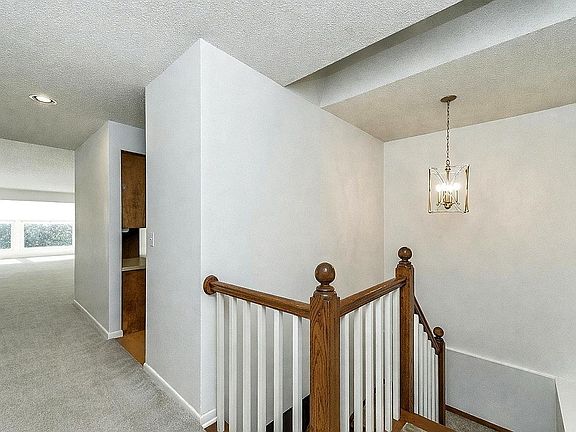 2nd image of 1251 19th Ave NE