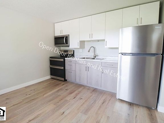 4th image of 711 Lake Ave