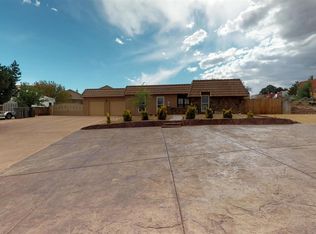 9983 Radcliffe Rd NW, Albuquerque, NM 87114