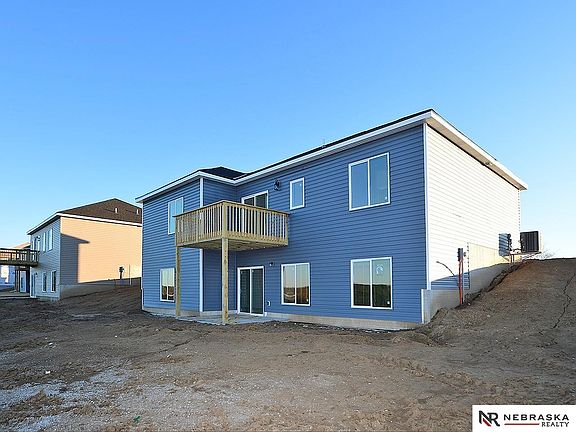3rd image of 1724 Morgan Dr