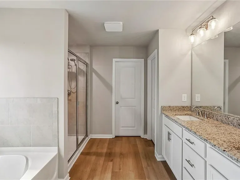 2099 Easterwood Ter — Photo 19