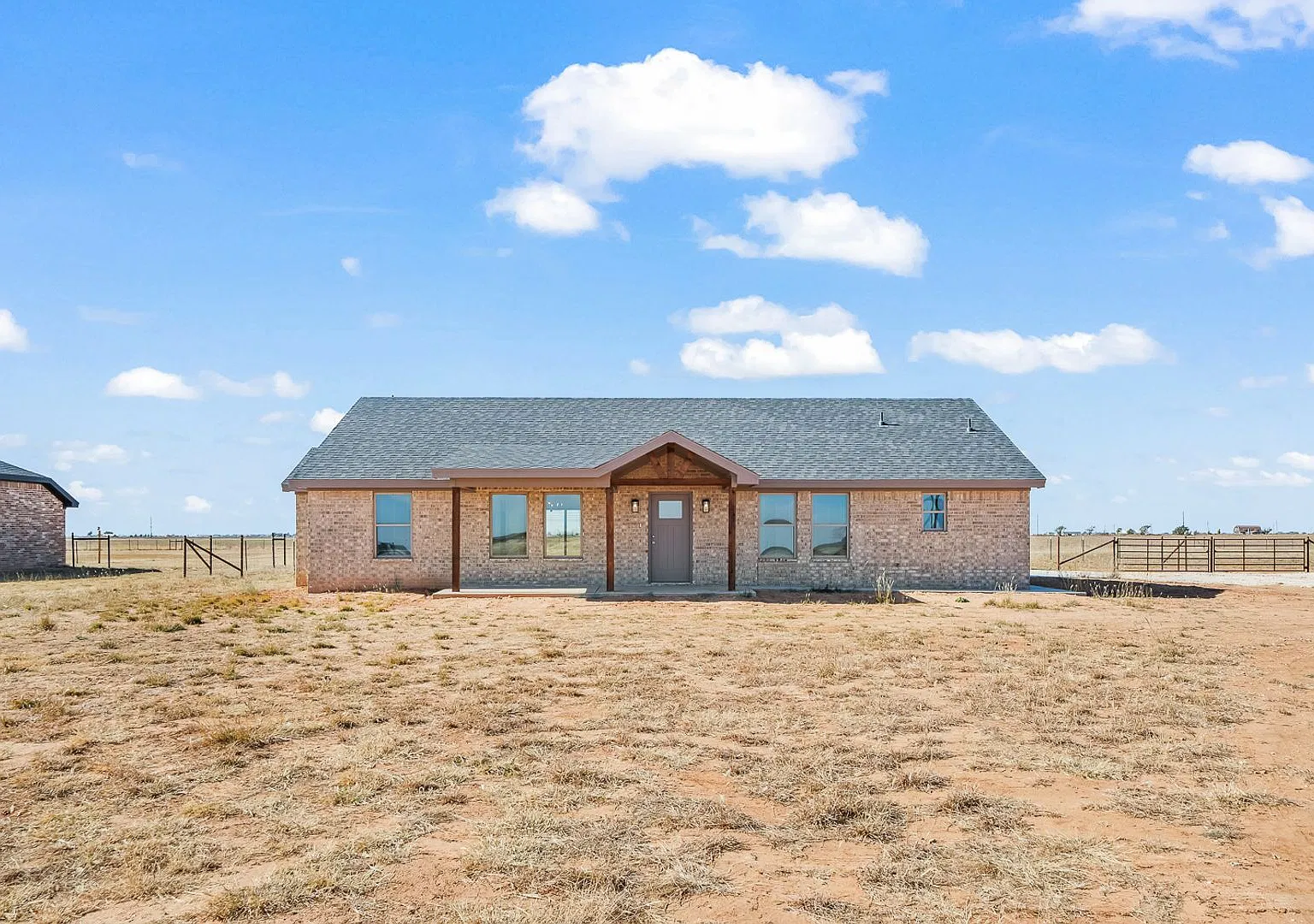 Country Living In Roosevelt ISD! — Photo 1
