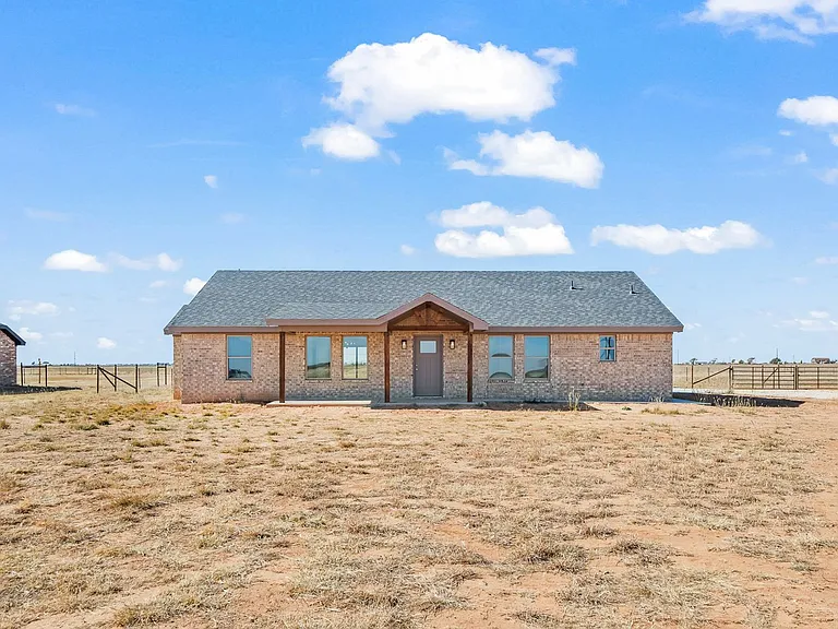 223 N FM 789 #B — Photo 1