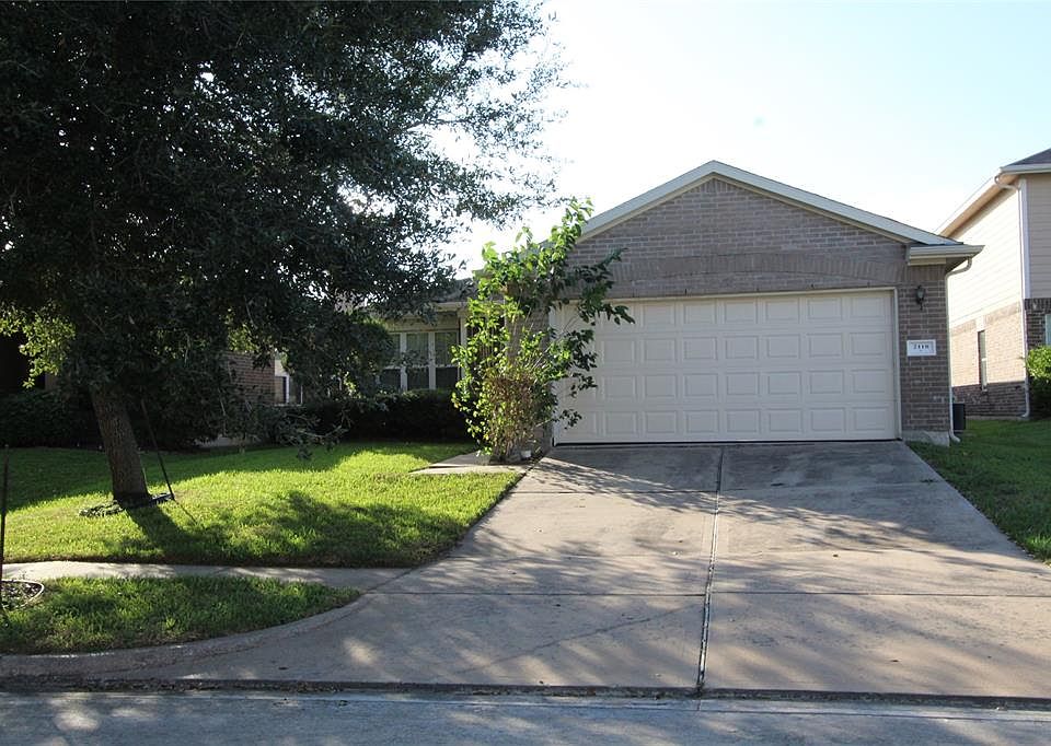1st image of 2118 Lawn Crest Dr