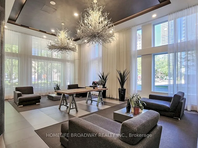 83 Redpath Ave #811 — Photo 14