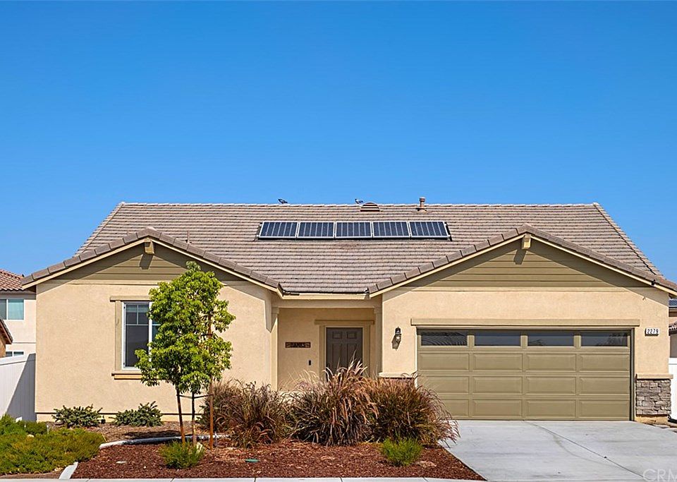1st image of 2279 Albatross Way