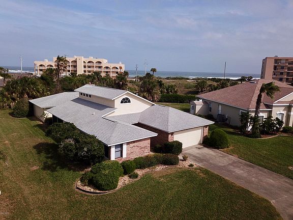 2nd image of 11 Julie Dr