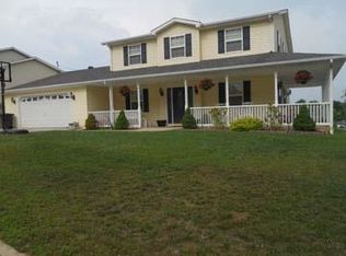 201 Elizabeth Way, South Point, OH 45680