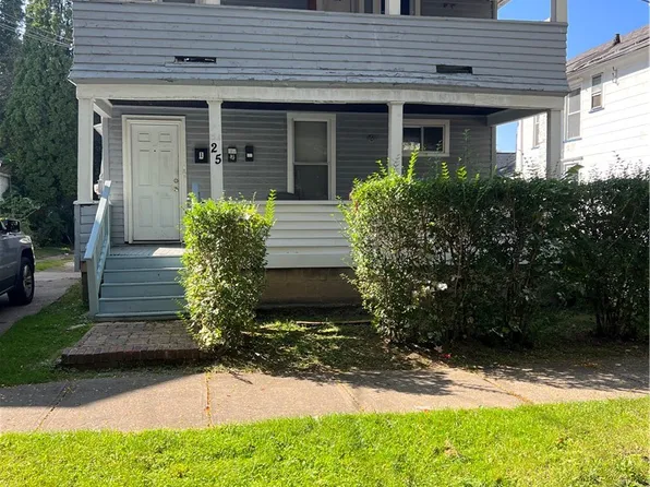 25 Saint Clair St, Rochester, NY 14611