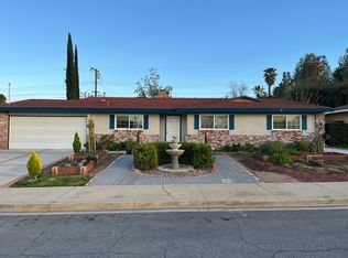 210 Primrose Ave, Redlands, CA 92373