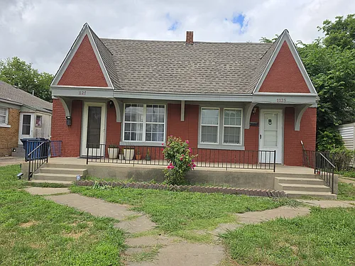 1125 NW 27th St #1 Photo 1