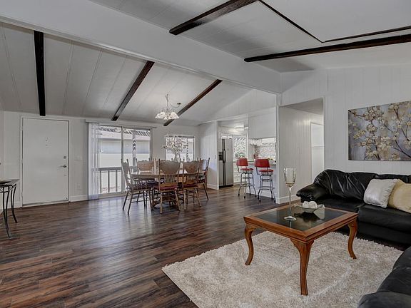 5th image of 475 Chateau La Salle Dr #475