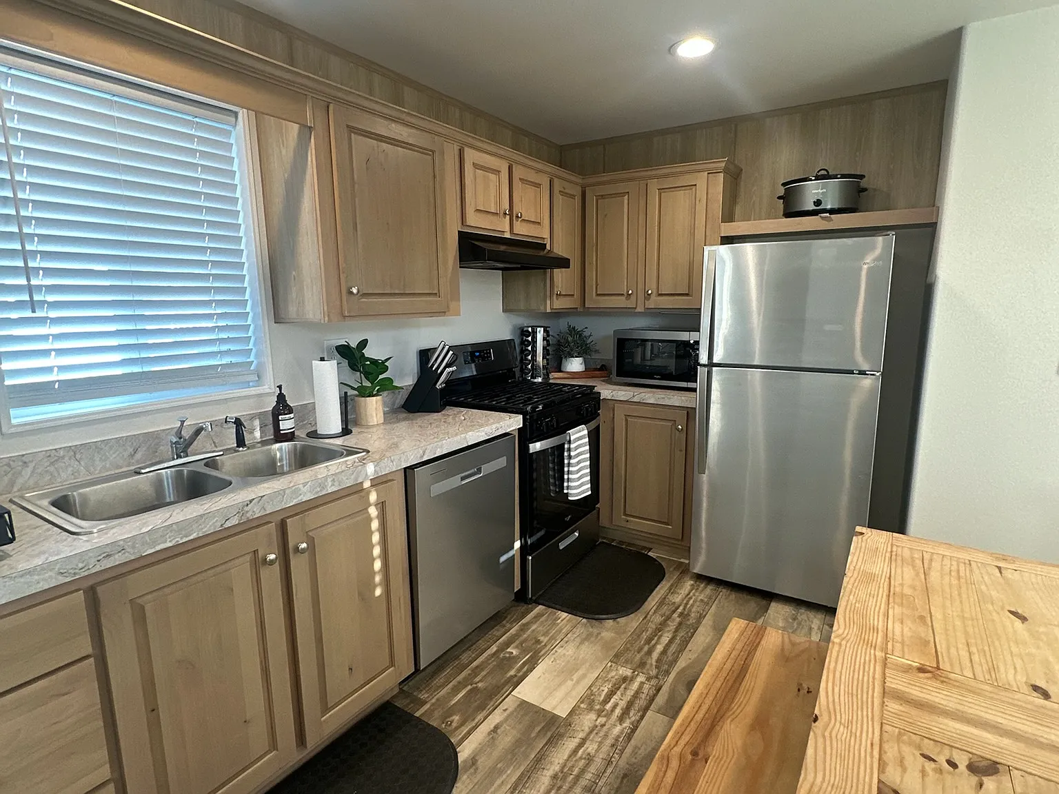 Northside Dr - Park A - 109 — Photo 2