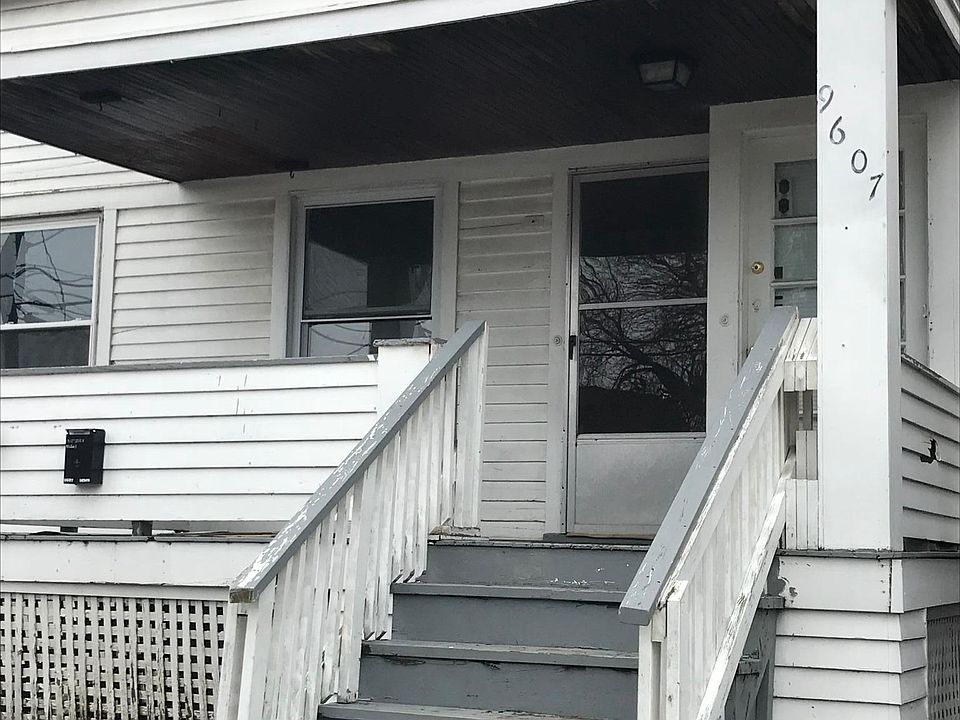 1st image of 9607 Silk Ave