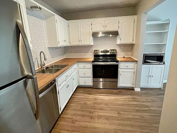 4th image of 514 Bayside Ct