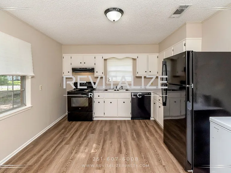 1803 Runnels Rd — Photo 7