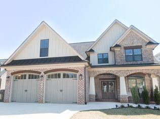 102 Hunters Creek Rd, Forest, VA 24551