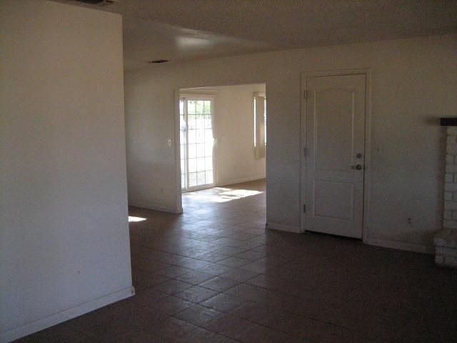 2nd image of 24306 Avenue 24
