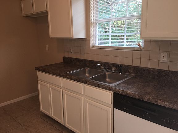 4th image of 4613 Odessa West Ct