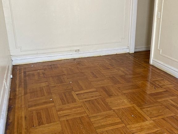 5th image of 3044 Kingsbridge Ave #E4