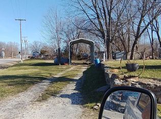407 W 5th St, Calhoun, MO 65323