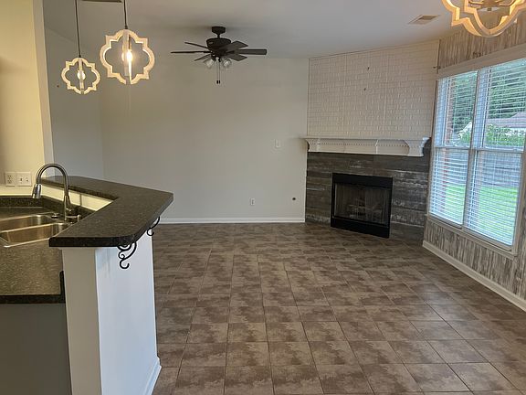 3rd image of 5466 Scarlet Fields Dr