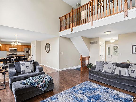 5th image of 6400 Mill View Dr