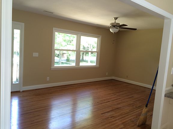 5th image of 8914 Wexford Dr