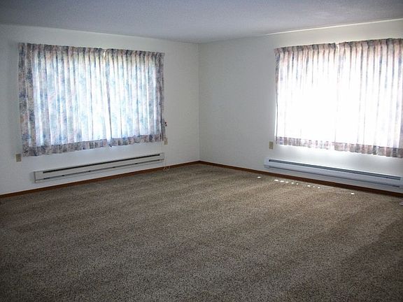 4th image of 9855 Stone Rd NE