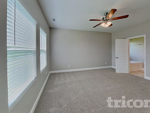 5th image of 3113 Arbor Valley Rd