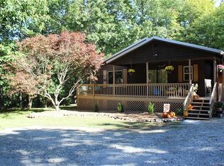 181 Arrowhead Trl, Columbus, NC 28722