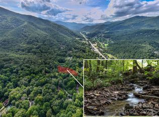 22-23 Creekside Dr, Maggie Valley, NC 28751