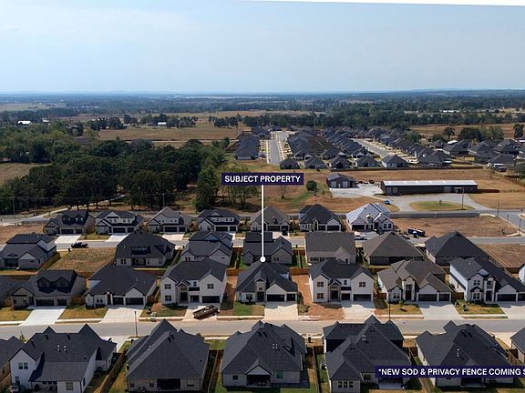 2nd image of 1851 Lotus Rd