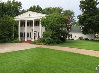 1801 SW Oakley Ave, Topeka, KS 66604