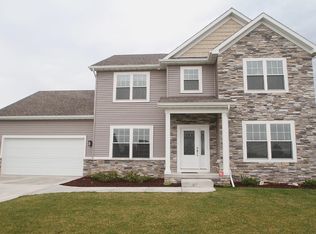 3452 Badger Ct, Valparaiso, IN 46383