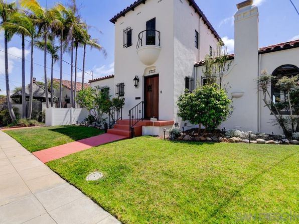 1977 Titus St, San Diego, CA 92110