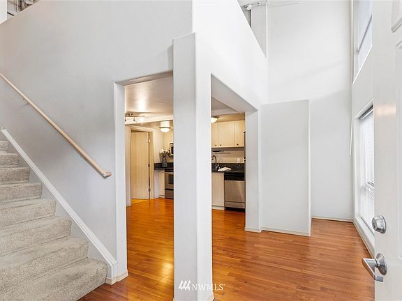 4th image of 2818 Grand Ave Unit B101