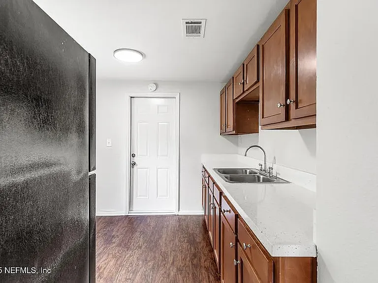 9035 Adams Ave — Photo 3