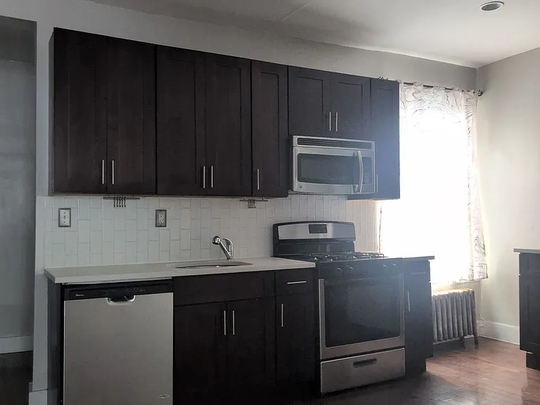 2405 Nostrand Ave #6 — Photo 2