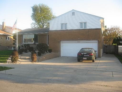 1st image of 520 Elsie Dr