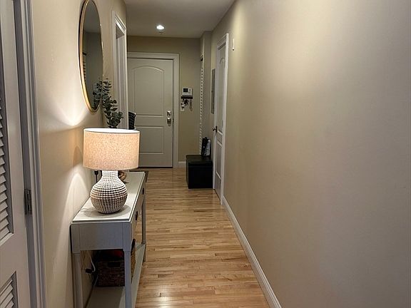 5th image of 137 Court St Unit 3