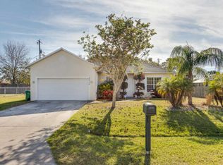 2215 SE Dill Ln, Port Saint Lucie, FL 34952