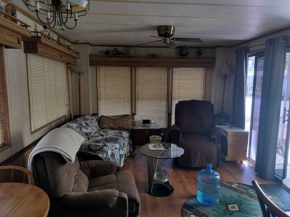 4th image of 9400 N Frontage Rd #227