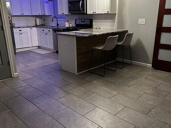 2nd image of 123 Quassaick Ave