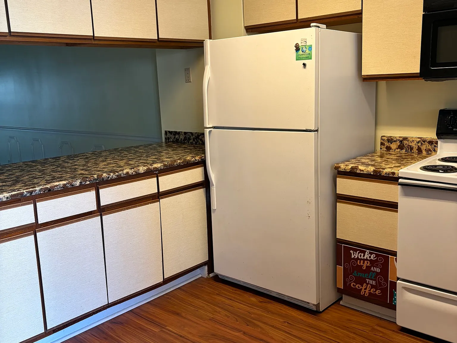 2 bed, 1.5 bath, 1168 sqft, $1,400 — Photo 3