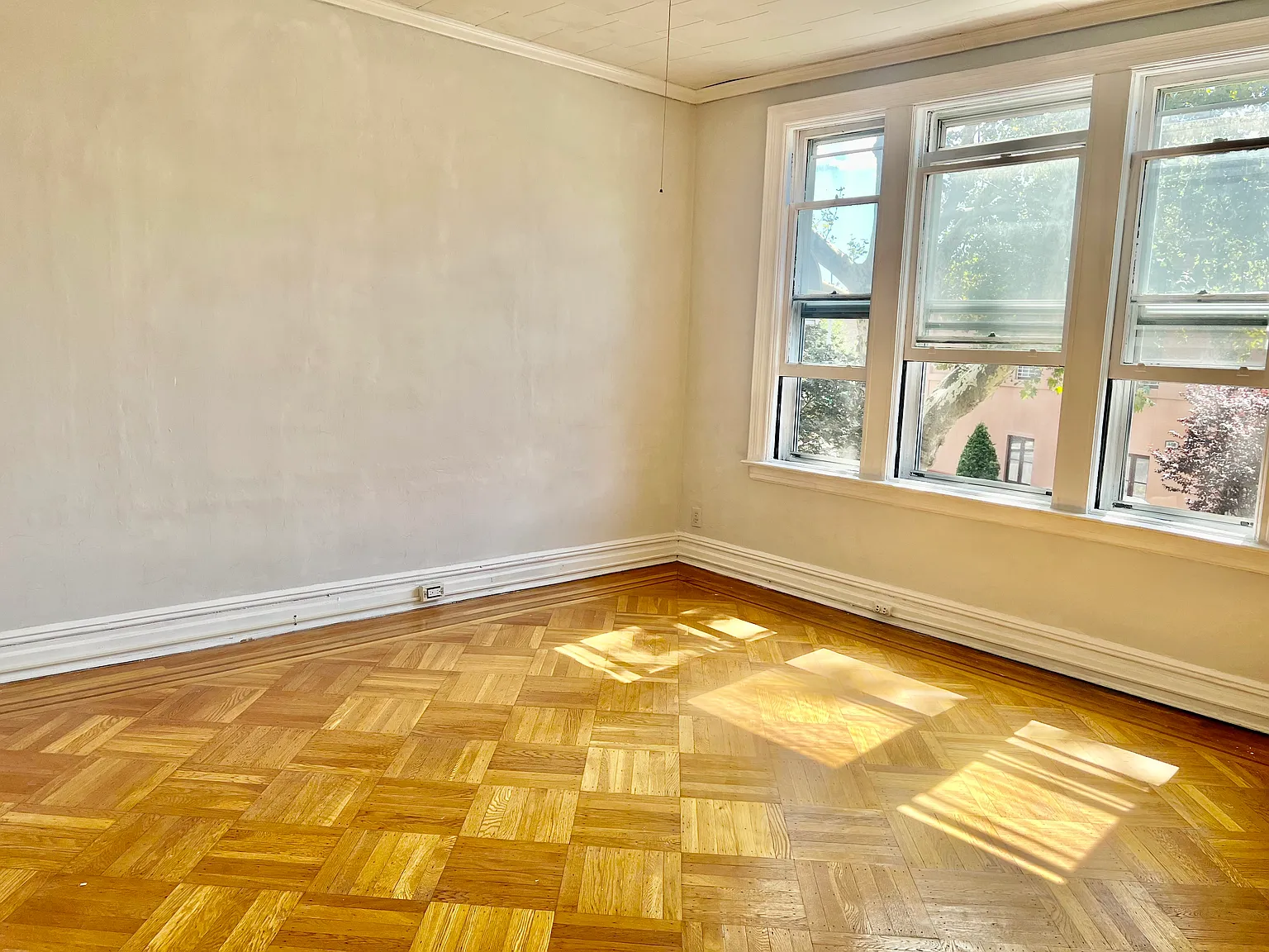 603A 20th Street — Photo 2