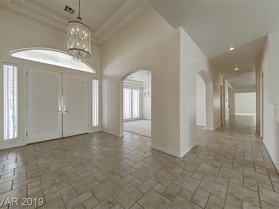 5th image of 2101 Alexa Breanne Ct
