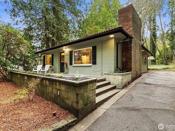 3rd image of 15311 Sandy Hook Road NE