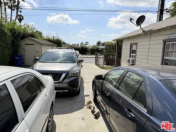 3rd image of 12918 Shreve Rd