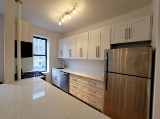 602 Ocean Pkwy APT A9, Brooklyn, NY 11218